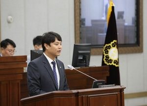 수원시의회, 후반기 의장에 조석환 의원 선출