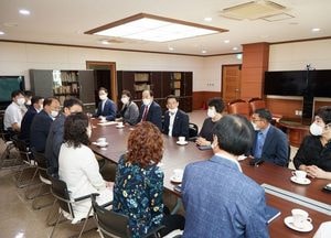 용인시의회 후반기 의장단...유대 강화 유관기관 방문