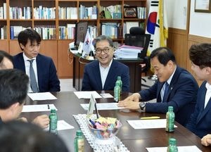 경기도교육청, 전국 첫 개방형 축구클럽 모델 개발한다
