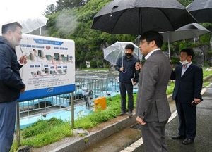 이석범 광주부시장, 수돗물 유충 관련 광주 정수장 방문 점검