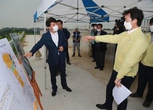 김종천 과천시장, 화훼농가 이전지 현장 점검