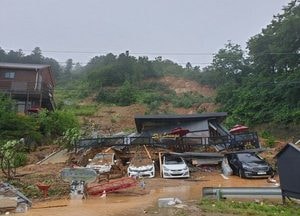 가평 펜션 토사 덮쳐...주인 일가족 3명 사망, 1명 수색 중