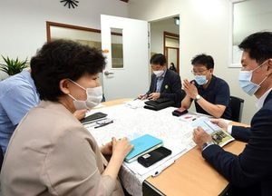 황범순 의정부부시장, 탈북민 대안학교 ‘한꿈학교’ 방문 교직원 만나