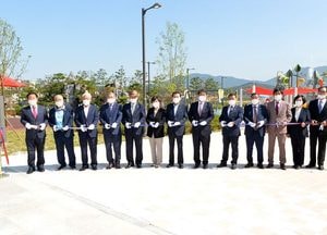 도심 속에서 자연과 휴식을···강화군, 갑룡공원  준공식 가져