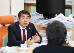 신고하고 열리지 않는 유령집회 95%