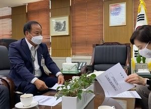 정동균 양평군수, 유은혜 교육부장관 만나 미래교육 환경 조성 사업 건의
