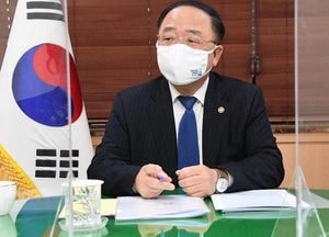 홍남기 부총리, 美 대선 결과와 관련 “우리 경제 상방요인이 우세” 평가