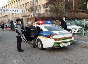 ‘수험생 태워주고, 수험표 찾아주고’… 경기남부경찰, 59건 지원