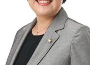 정춘숙 의원 "코로나19 집단 발병속 역학조사관 충원 속도 지지부진"