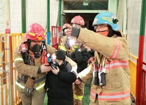 군포 금정동의 유치원·학원 건물서 불...인명피해 없어
