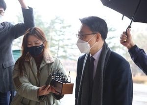 김진욱 공수처 출범···“정치적 중립성·독립성 지키며 수사할 것”