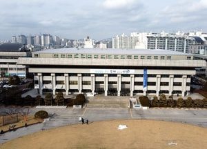 인천시, 전국 최초 치매 가족 위한 영화관 문 연다