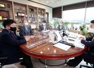용인시, 국내 첫 반려견 인지기능장애 치료제 신약 승인 기업 격려