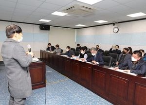 동구의회, 도시재생 활성화계획 보고회 열려