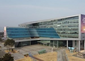 성남시, 불법광고물에 ‘전화폭탄’…자동경고 발신 시스템 도입