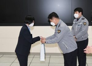 양주시통합관제센터, 절도용의차량 검거 기여 양주경찰서 감사장 받아