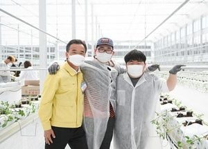전국 최초 컨소시엄형 장애인사업장 ‘푸르메여주팜’ 유리온실 개장