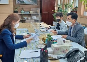 심춘보 교육장-손세화 의장, 포천교육 발전 소통 간담회 가져