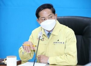 이재준 ‘생각 달리하면 답 있어’ SNS에 ‘폐화분 재활용 정책 소개’