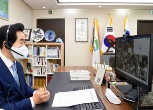 의정부시, 스마트 영상 5월 확대간부회의 열어