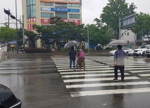 [내일의 날씨] 경기·인천(16일, 일)…새벽부터 오후까지 비 소식