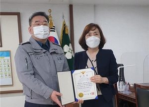 농협 여직원의 경찰 신고로 ‘고령 고객 2700만원’ 보이스피싱 예방