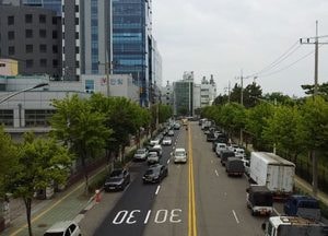 [포토] 인천 남동산단 여전한 '주차난'