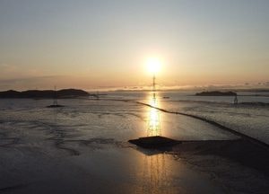 [드론이 본 세상] 모세의 기적에 비친 제부도 석양