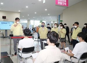 인천 고3 학생·고교 교직원 백신 접종 시작