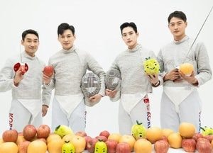 남자 펜싱 금메달리스트 4인방 과수농가 돕기 나서