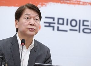 안철수 ‘어린이 투명 마스크’ 지급해야···갓 태어난 아이들 ‘말 배울 기회’ 놓쳐