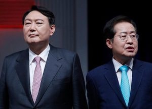 洪 “민주당, 尹 후보되면 터뜨릴 준비” ···“尹 연루 고발 사건·부인 주가조작 등”