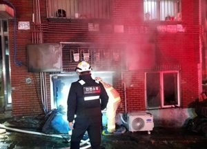 인천 빌라에 새벽 불…1명 사망·6명 부상