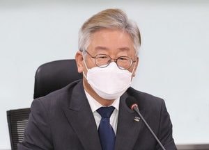 이재명 “코스피 5천 어려운 일 아냐“···“국내 주식 저평가 ‘시장 불투명’ 탓”