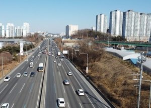 교통량 평소보다 소폭 증가 예상...부산→서울 4시간 30분