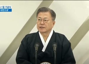文대통령, 일본 선진국 리더십 가져야···역사 직시하고, 역사 앞에서 겸허해야