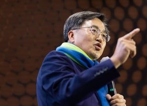 김동연氏, ‘유력 경기지사 후보’ 소문 파다