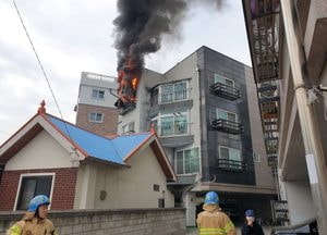 의왕 도시형생활주택 4층서 불, 인명피해 없어