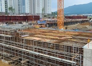 [단독] 포천지역 아파트 공사현장 시뻘겋게 녹슨 철근 사용...부실시공 ‘논란’