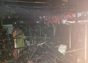 파주 광탄면 의류점 ‘불’...인명피해 없어