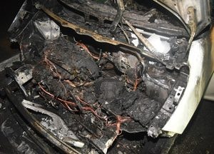 광주, 폭우 운행 차량서 ‘불’...전기적 화재 추정