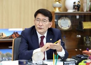 김기정 수원특례시의회 의장 “시민이 기댈 수 있는 정책 개발이 우리의 몫”