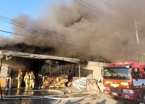 광주 아크릴(간판제조) 공장서 불, 인명피해 없어