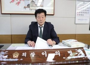 [인터뷰] 이의명 인천 옹진군의회 의장 “책임감·사명감 갖고 신뢰·믿음 주는 의정활동 펼칠 것”