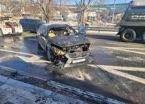 의왕서 주행하던 승용차 엔진룸 불, 인명피해 없어