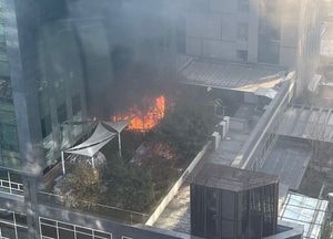 분당 10층 빌딩 휴게실서 불, '담배 꽁초 추정'