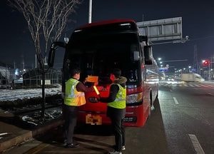 파주시 ‘전세버스 차고지’ 外 단속…‘밤샘주차’ 등 ‘연중무휴’ 단속 실시