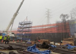 화성 팔탄면 물류센터 공사장서 철근 붕괴사고, 60대 크레인 신호수 사망