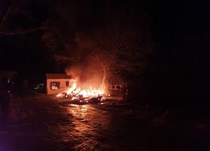 가평 캠핑장 카라반서 불, 60대 여성 숨져