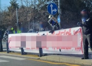 과천시 ‘불법 현수막 제로 도시’ 박차...정치현수막 우선 게시대 운영